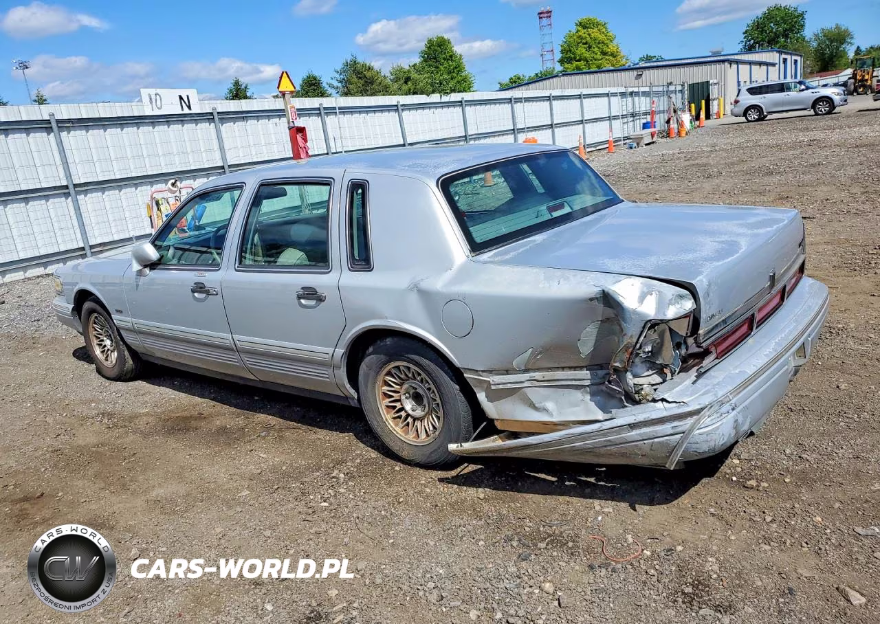 1995 Lincoln Town Car Executive VIN:1LNLM81W6SY663348 - 2