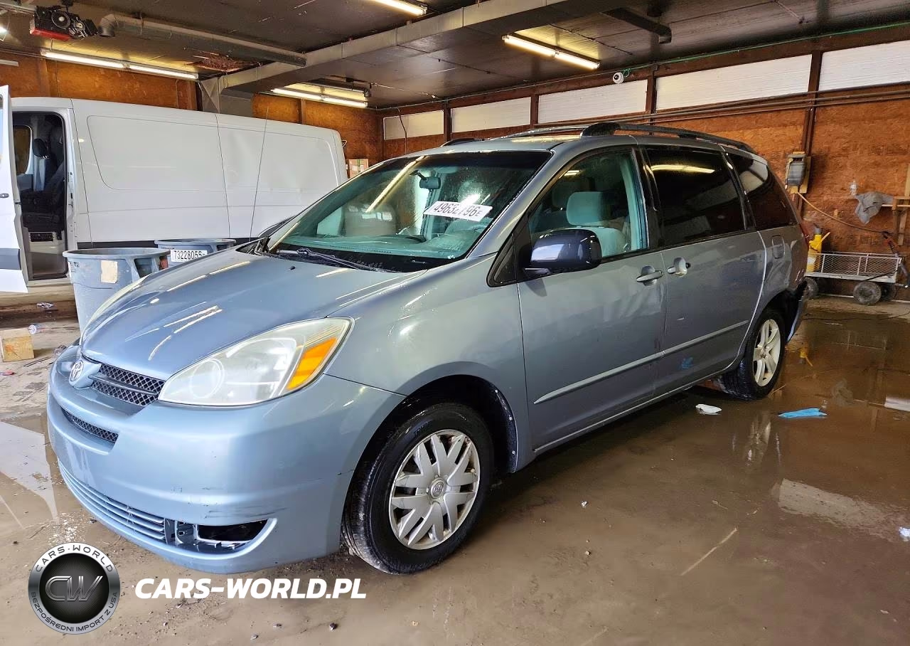 2004 Toyota Sienna Le 7 Passenger – zdjęcie 1 z 13