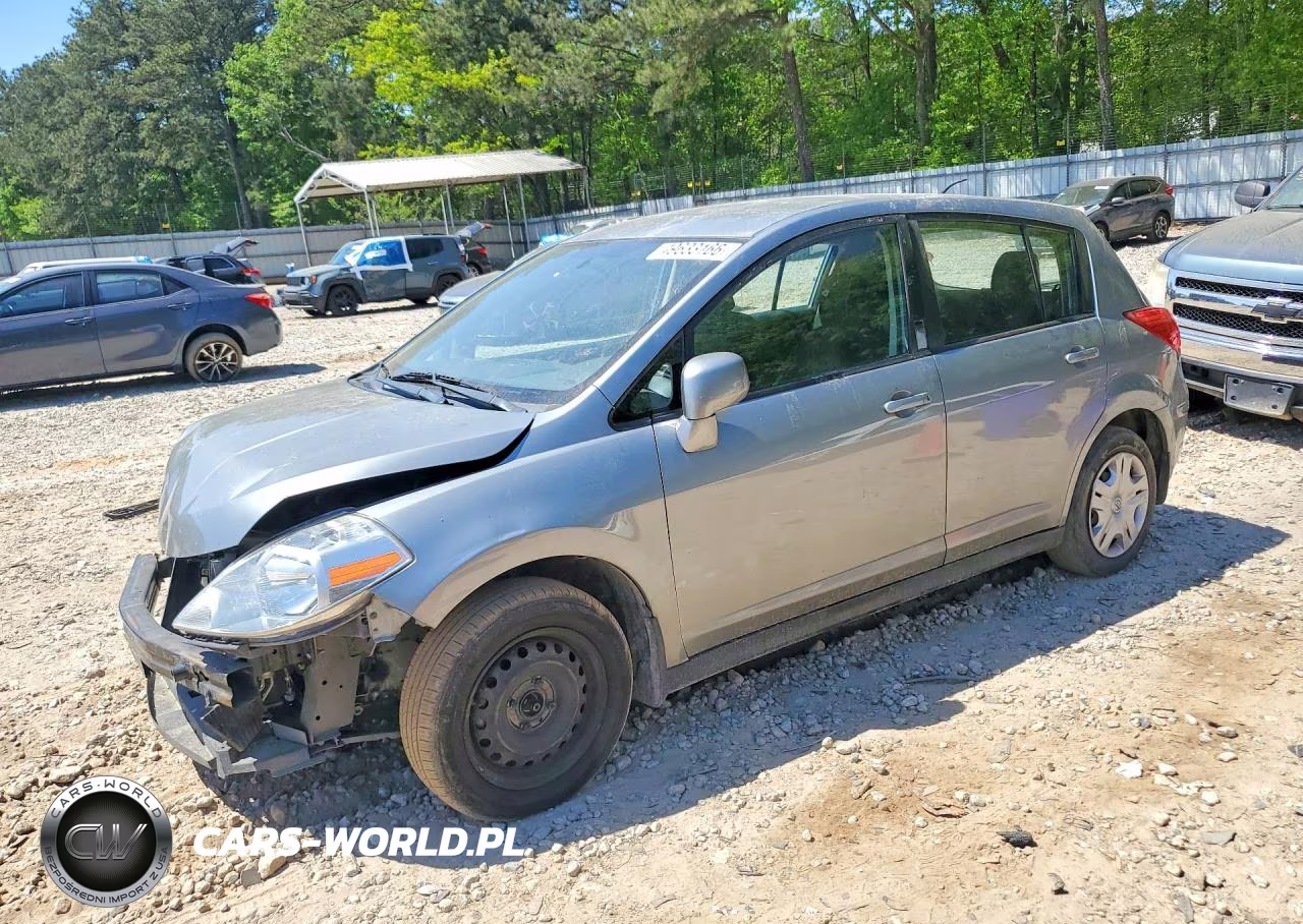 2011 Nissan Versa 1.8 S