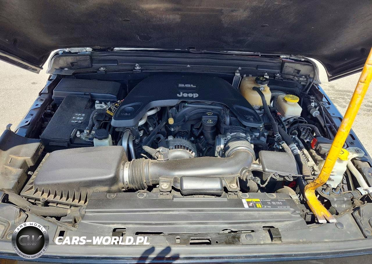 2020 Jeep Wrangler Unlimited Sport VIN:1C4HJXDG3LW274830 - 12