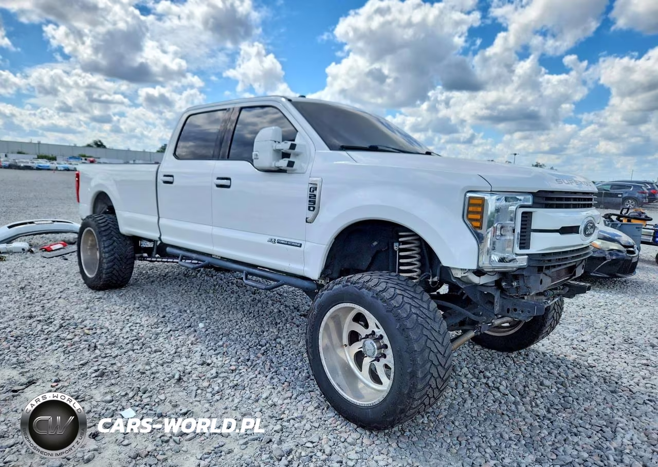 2018 Ford F250 Super Duty VIN:1FT7W2BT6JEC60343 - 4