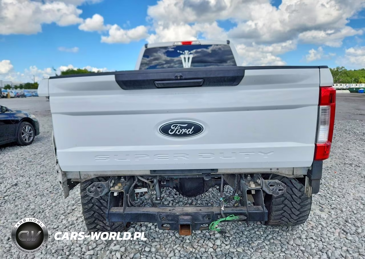 2018 Ford F250 Super Duty VIN:1FT7W2BT6JEC60343 - 6
