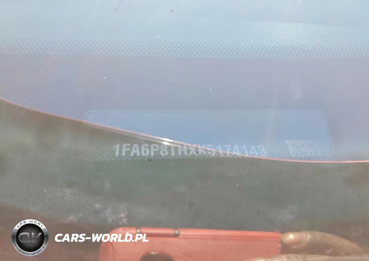 2019 Ford Mustang VIN:1FA6P8THXK5174143 - 12