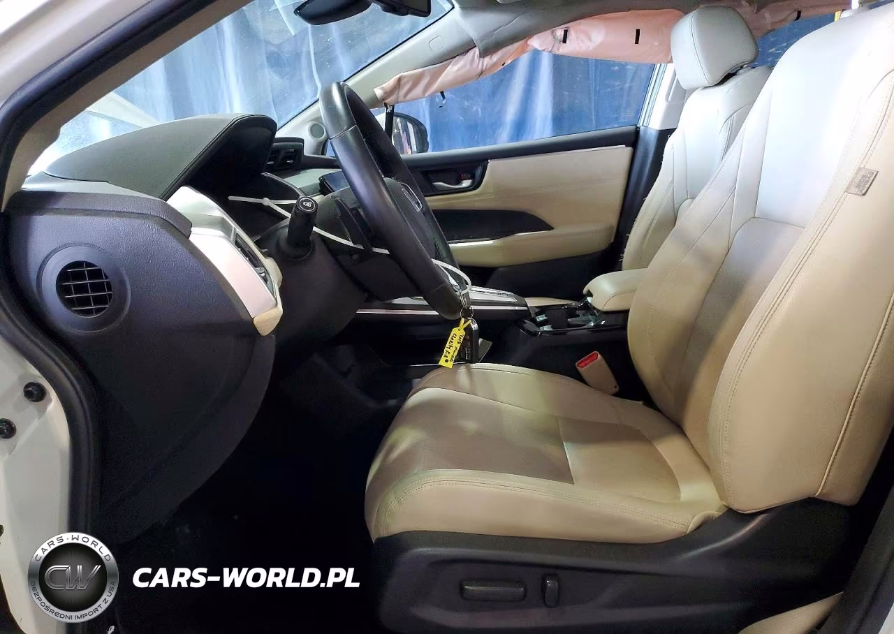 2018 Honda Clarity Touring VIN:JHMZC5F31JC007874 - 7