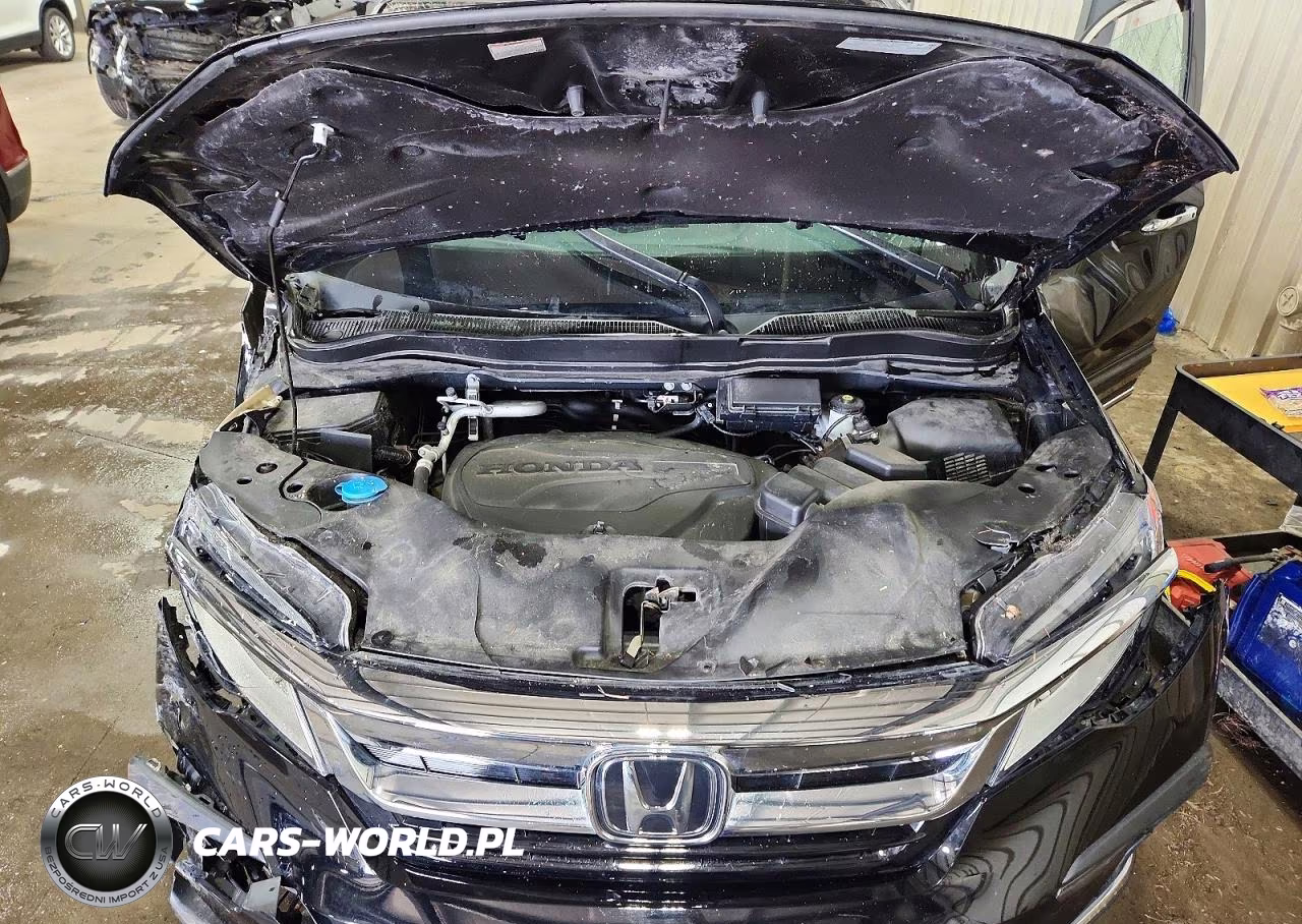 2022 Honda Pilot Touring VIN:5FNYF6H65NB076531 - 12