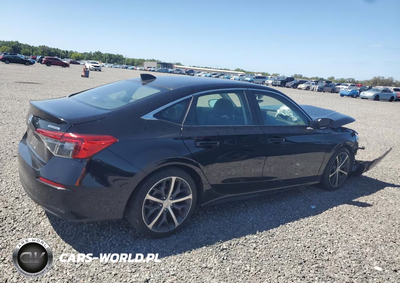 2024 Honda Civic Touring VIN:2HGFE1F95RH325342 - 3