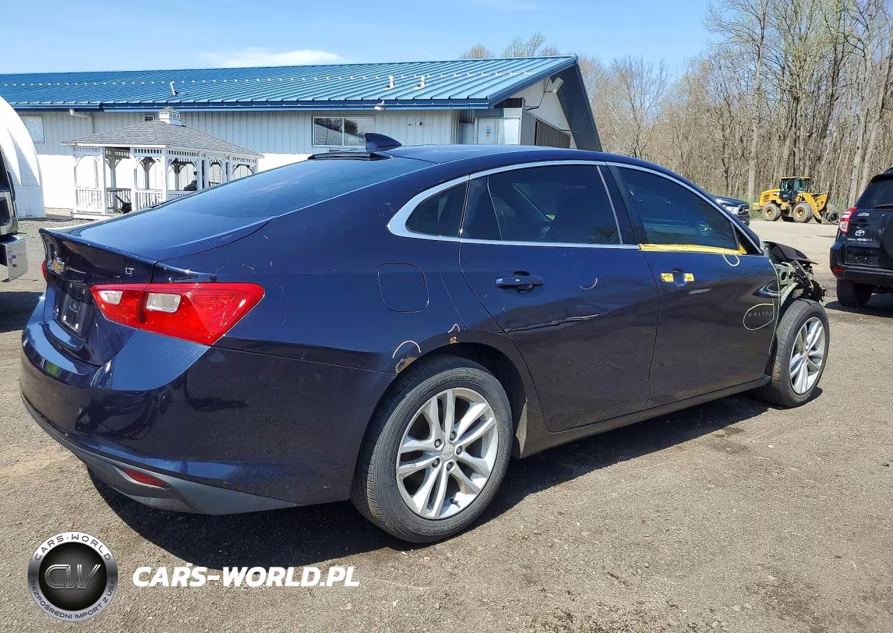 2016 Chevrolet Malibu Lt VIN:1G1ZE5ST1GF239926 - 3