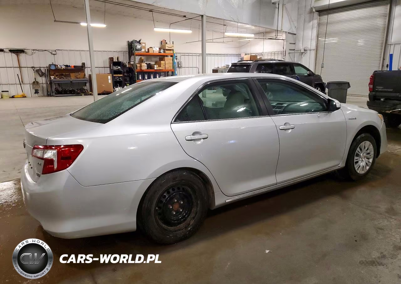 2014 Toyota Camry Hybrid Le VIN:4T1BD1FK0EU105449 - 3