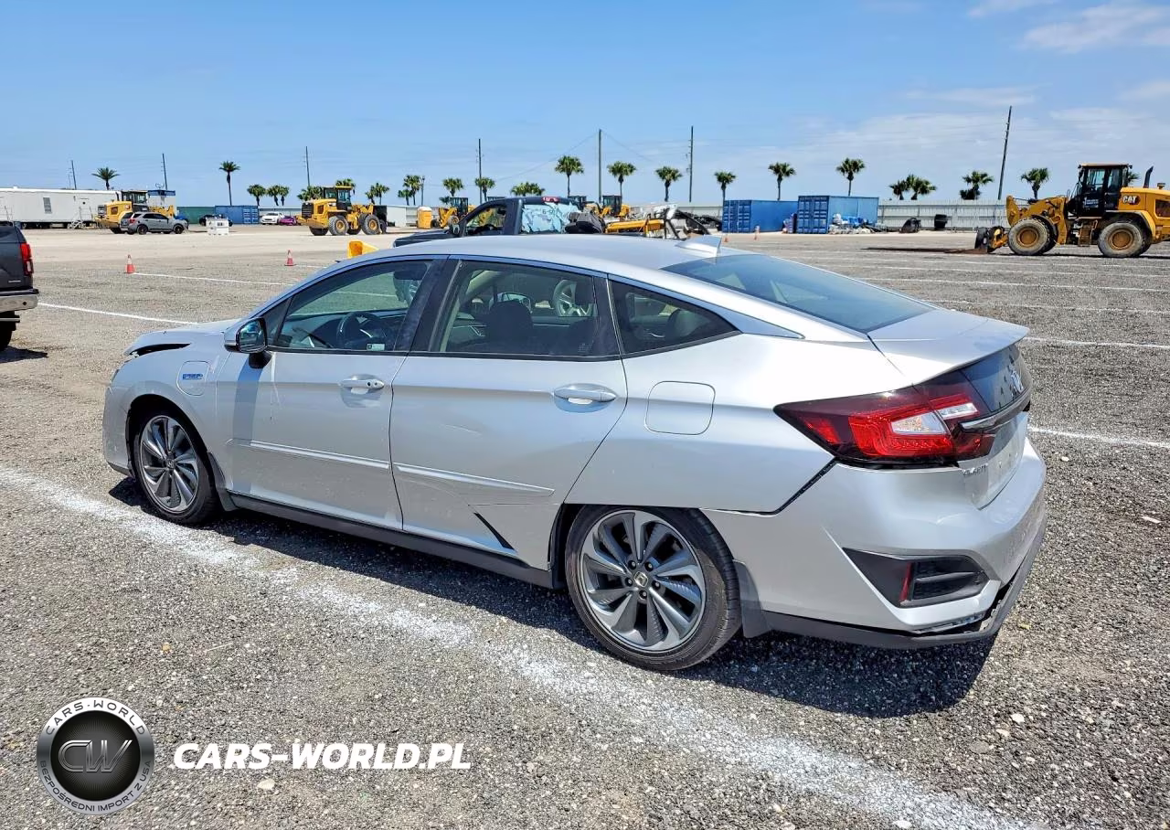 2018 Honda Clarity Touring VIN:JHMZC5F30JC009745 - 2