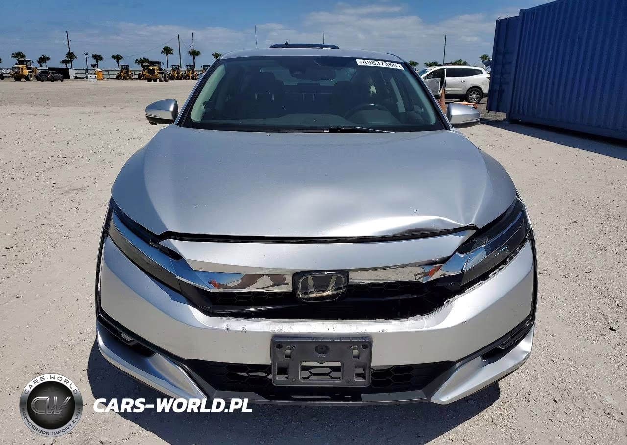 2018 Honda Clarity Touring VIN:JHMZC5F30JC009745 - 5