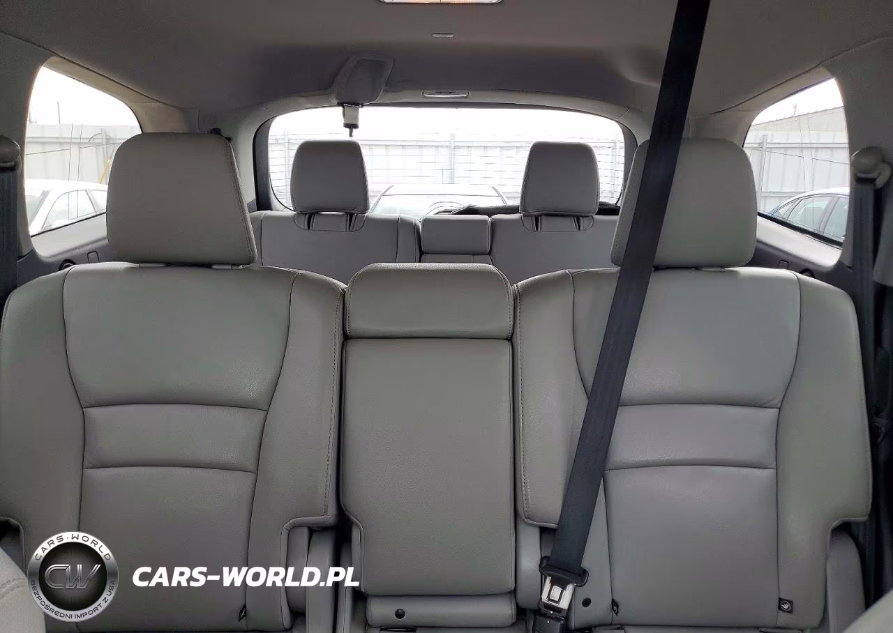 2017 Honda Pilot Touring VIN:5FNYF6H96HB009595 - 10