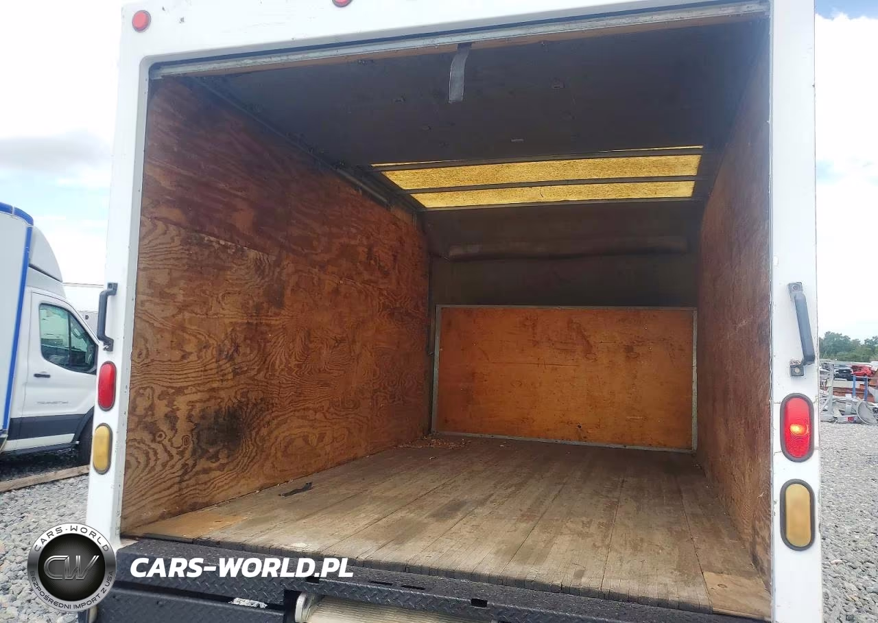 1997 Ford E350 Delivery Truck VIN:1FDKE37L3VHB88027 - 10