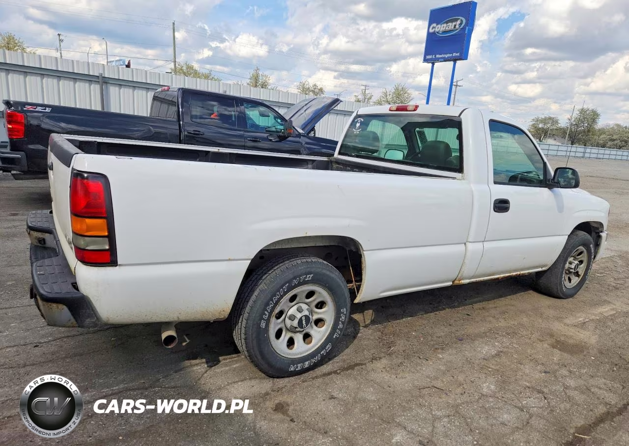2005 GMC New Sierra C1500 VIN:1GTEC14X65Z319870 - 3