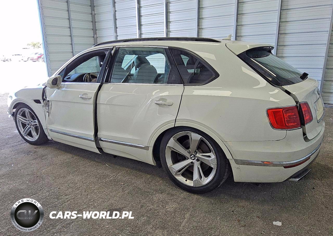2017 Bentley Bentayga VIN:SJAAC2ZV8HC015170 - 2