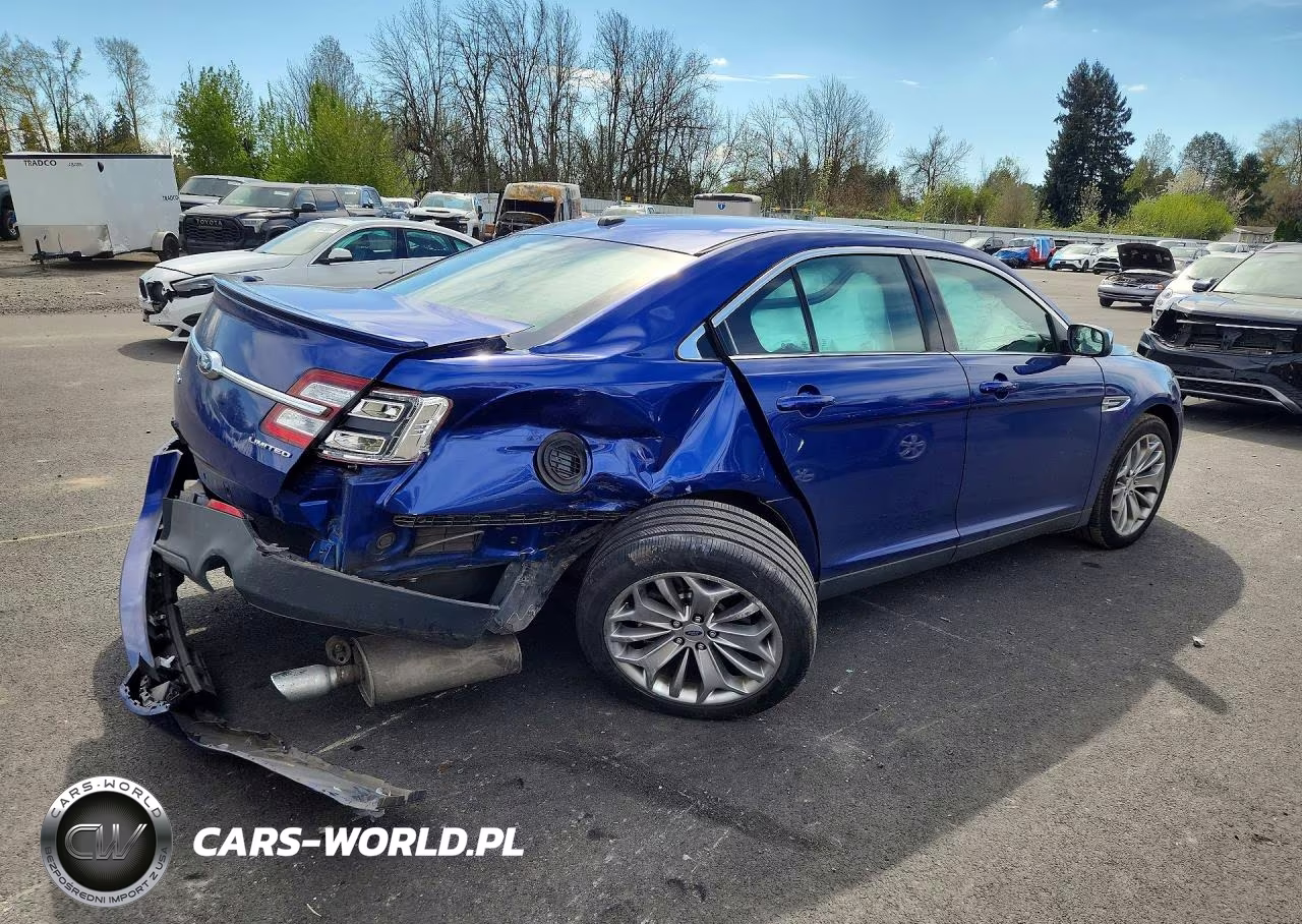 2015 Ford Taurus Limited VIN:1FAHP2F85FG143877 - 3