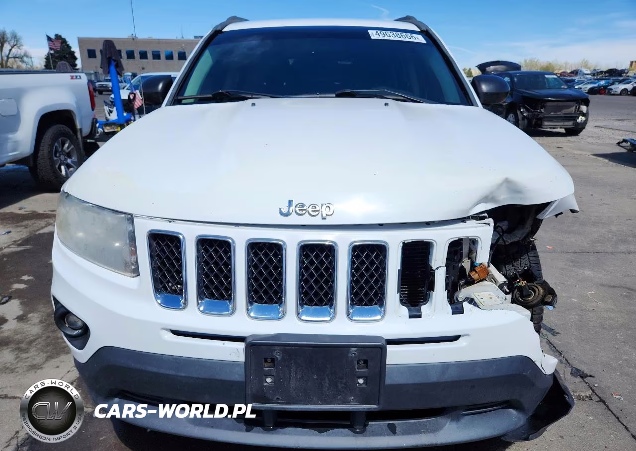 2014 Jeep Compass Sport VIN:1C4NJCBA0ED595085 - 5