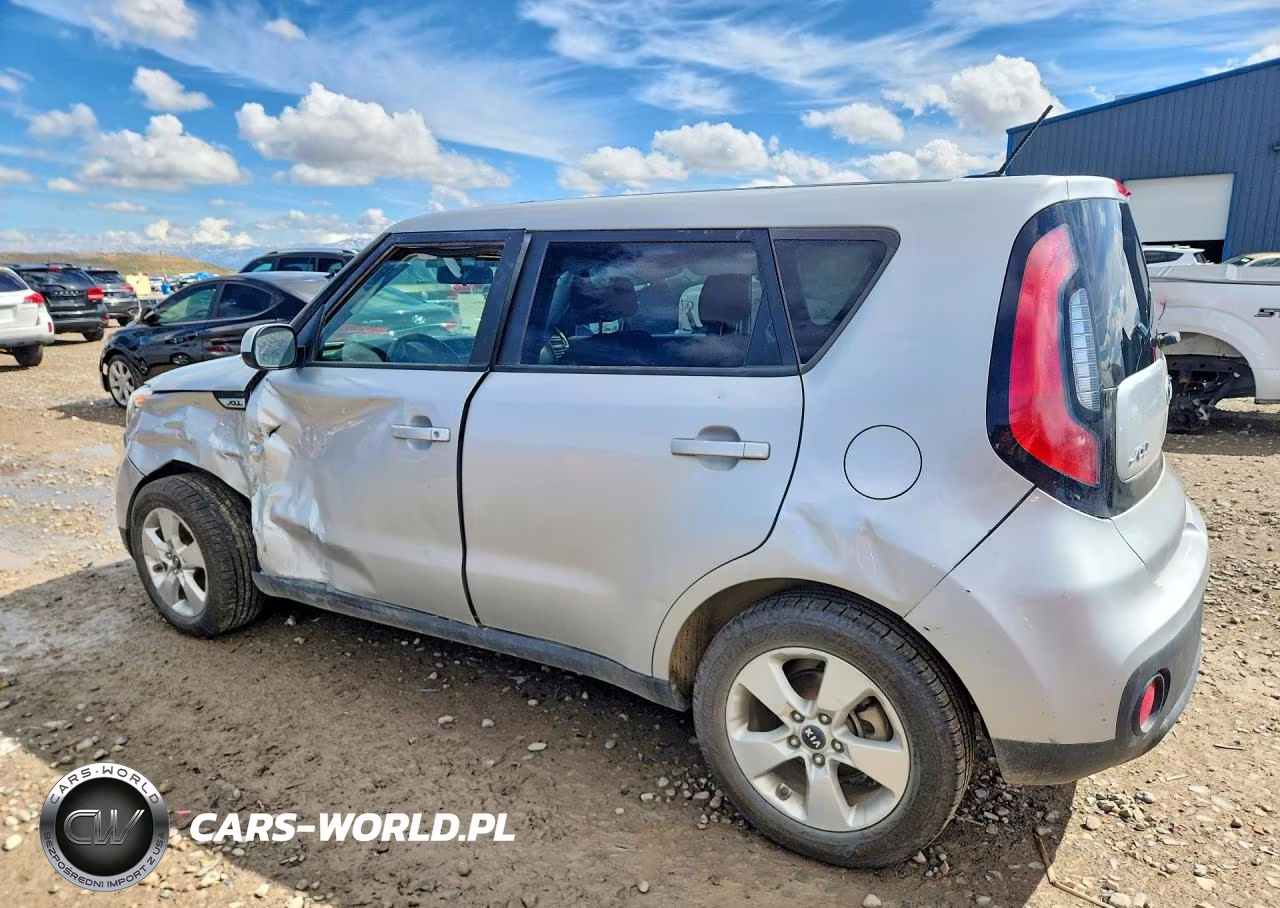 2018 Kia Soul Base VIN:KNDJN2A26J7560826 - 2