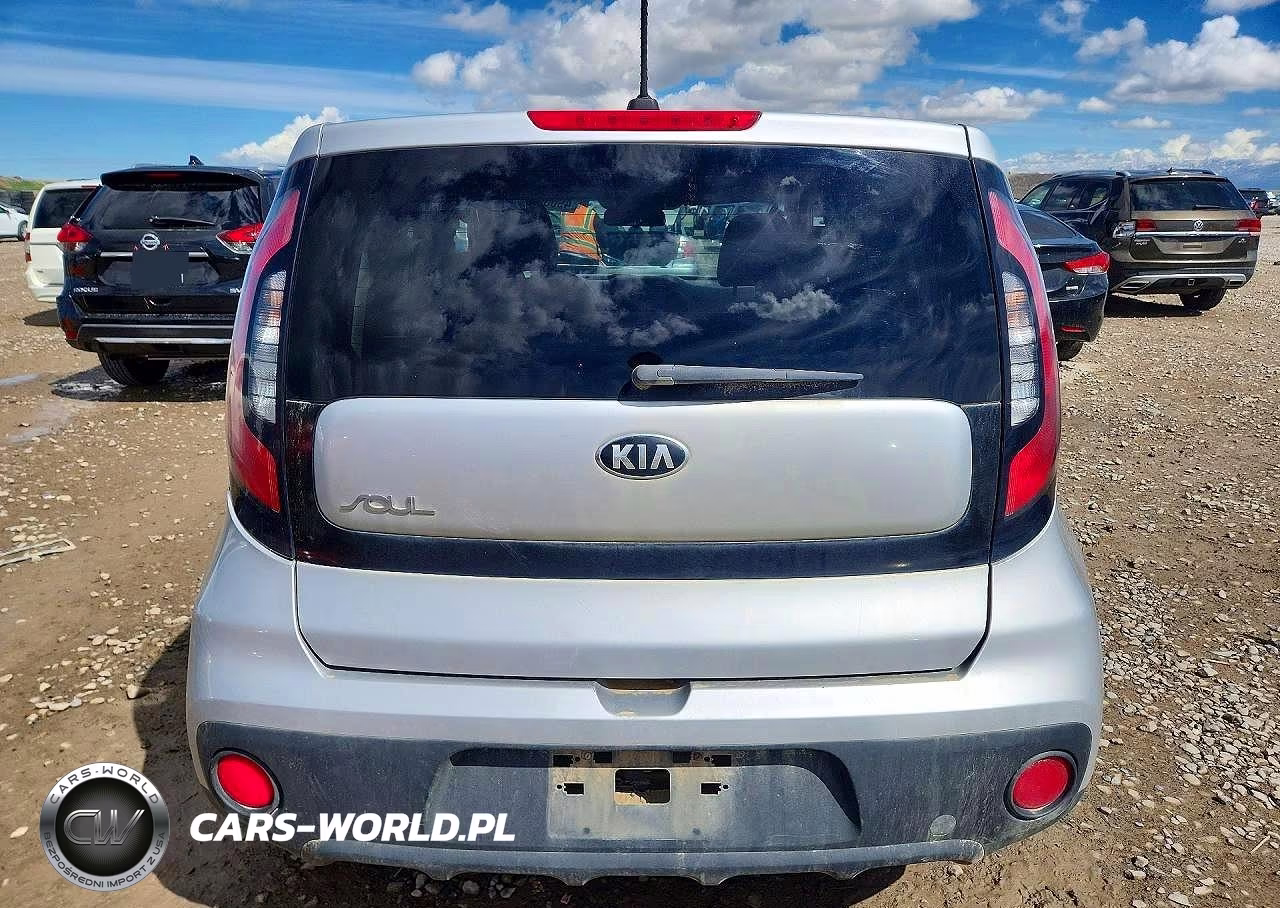 2018 Kia Soul Base VIN:KNDJN2A26J7560826 - 6
