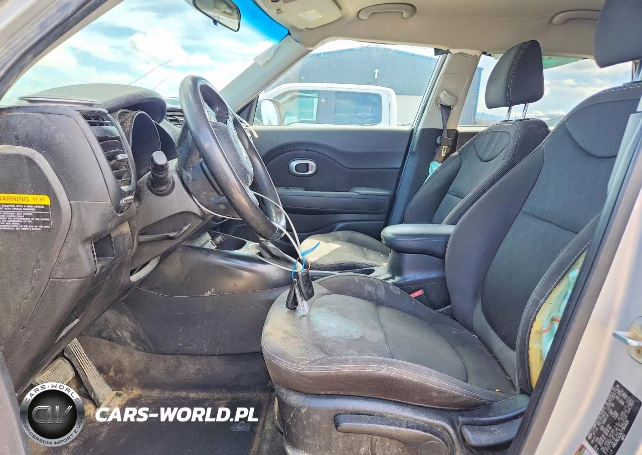 2018 Kia Soul Base VIN:KNDJN2A26J7560826 - 7