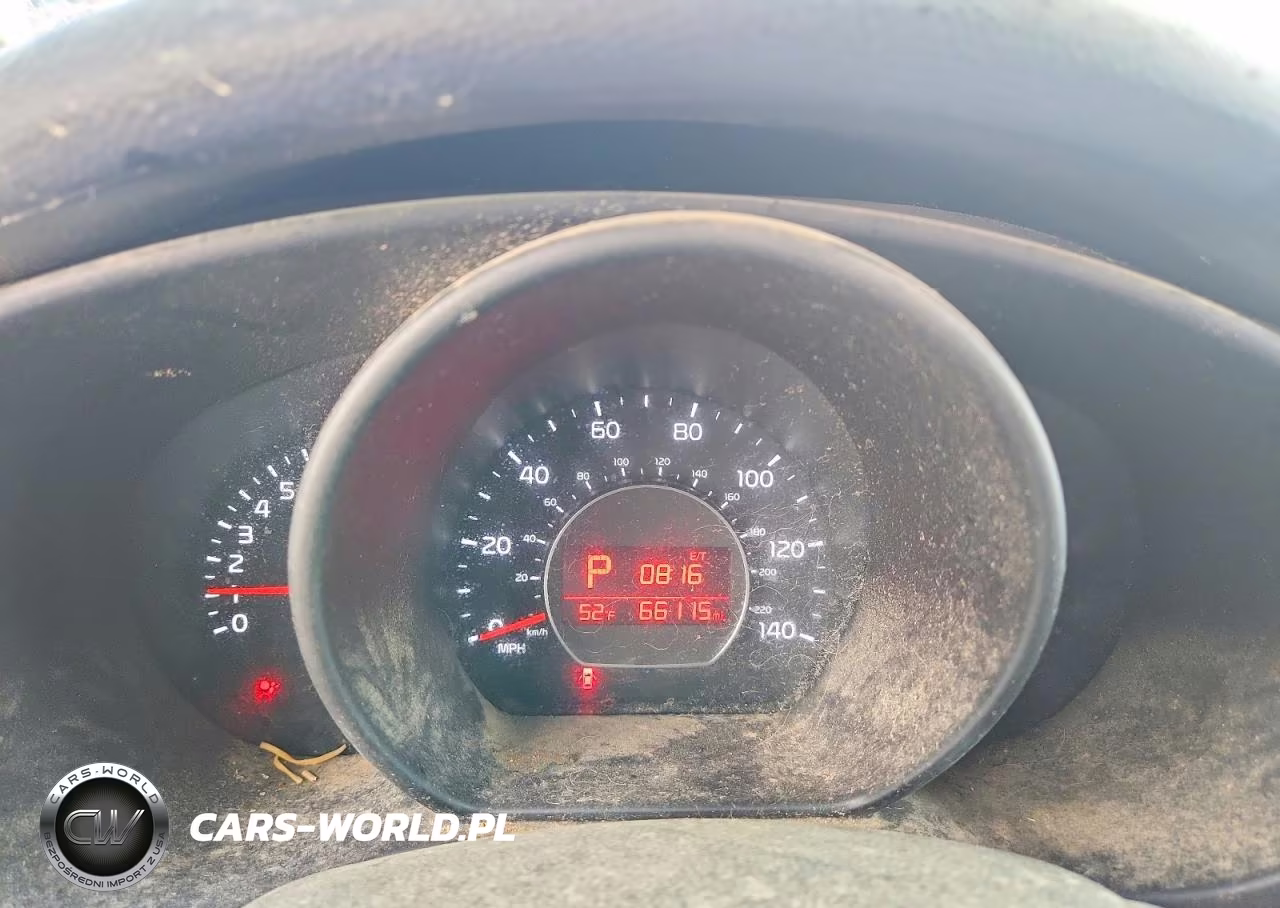 2018 Kia Soul Base VIN:KNDJN2A26J7560826 - 9