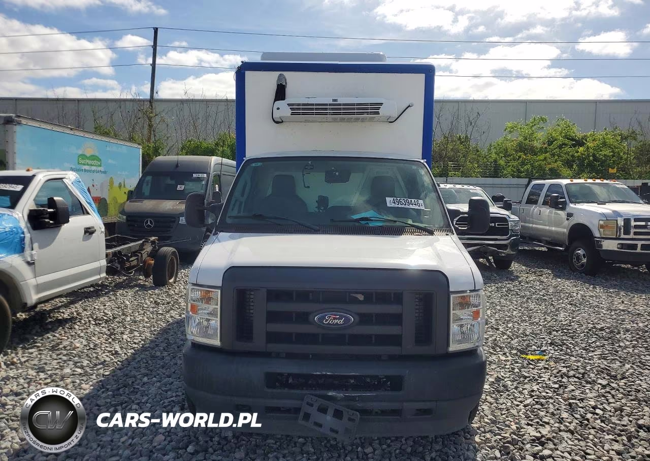2023 Ford E350 Refrigerated Box Truck VIN:1FDWE3FK9PDD14783 - 5