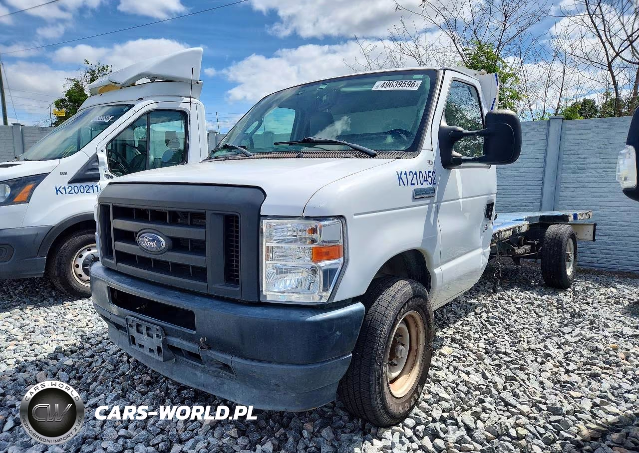 2023 Ford E350 Flatbed Truck