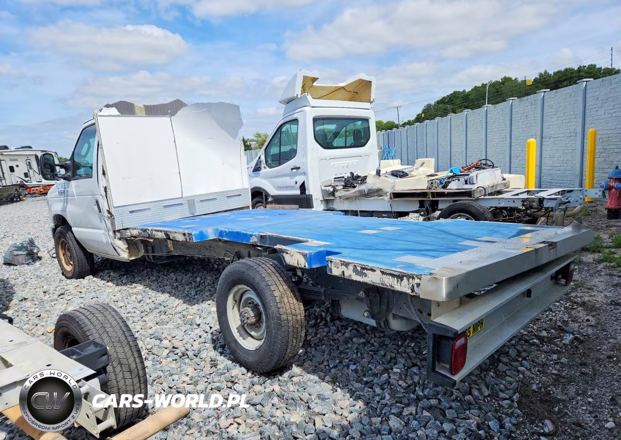 2023 Ford E350 Flatbed Truck VIN:1FDWE3FK7PDD09744 - 2