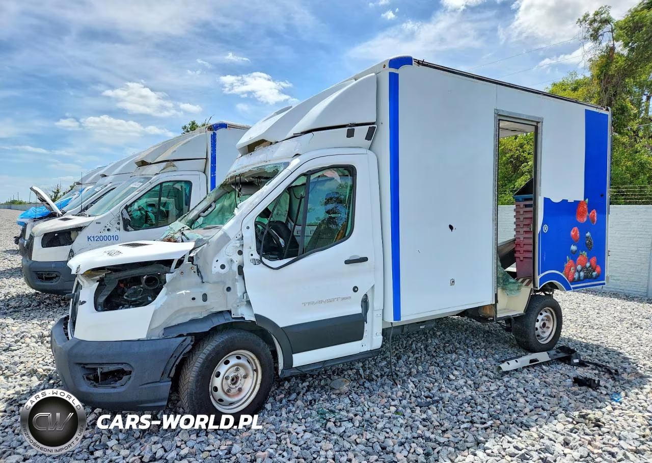 2020 Ford Transit Delivery Truck