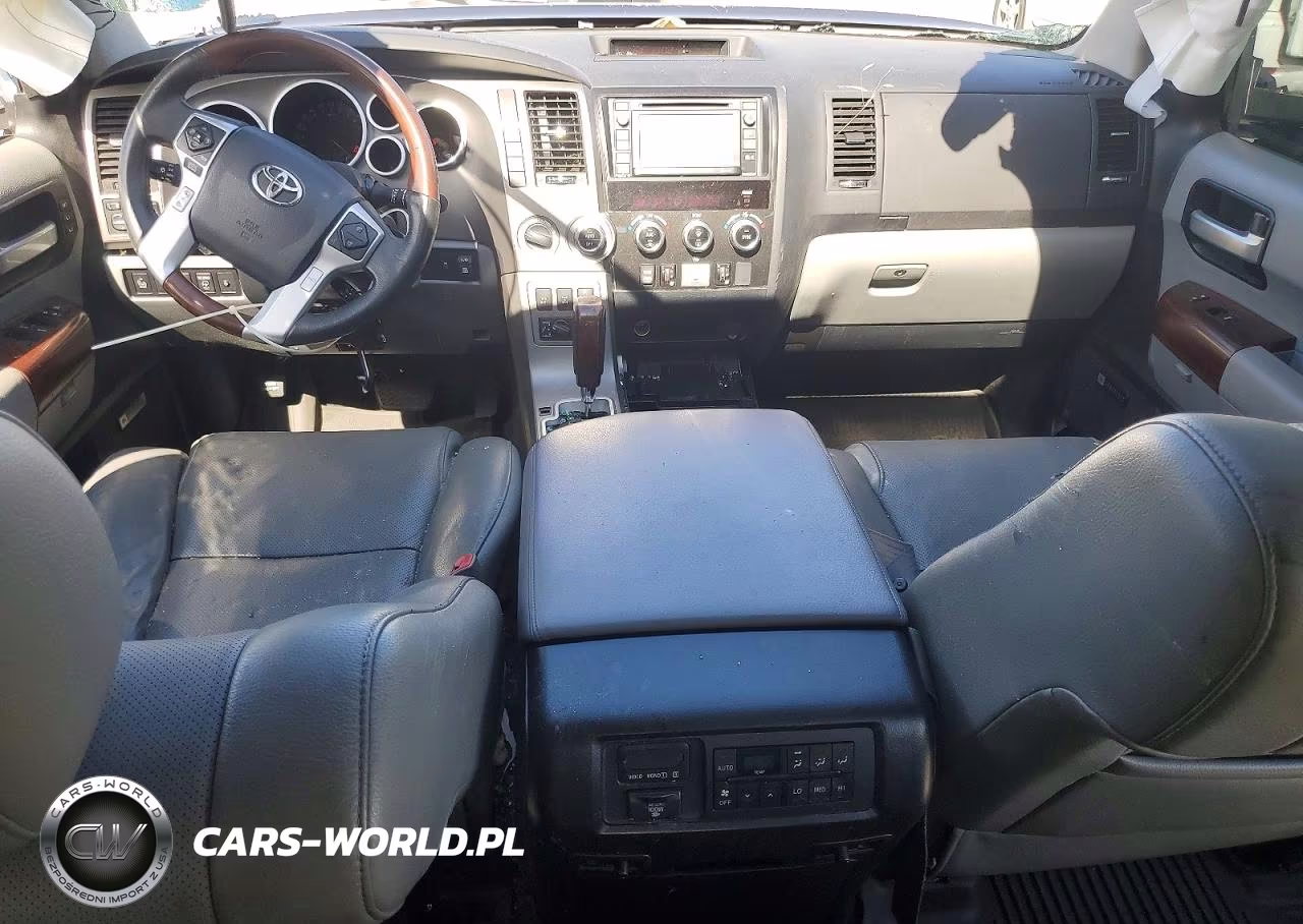 2016 Toyota Sequoia Platinum VIN:5TDDW5G1XGS144383 - 8