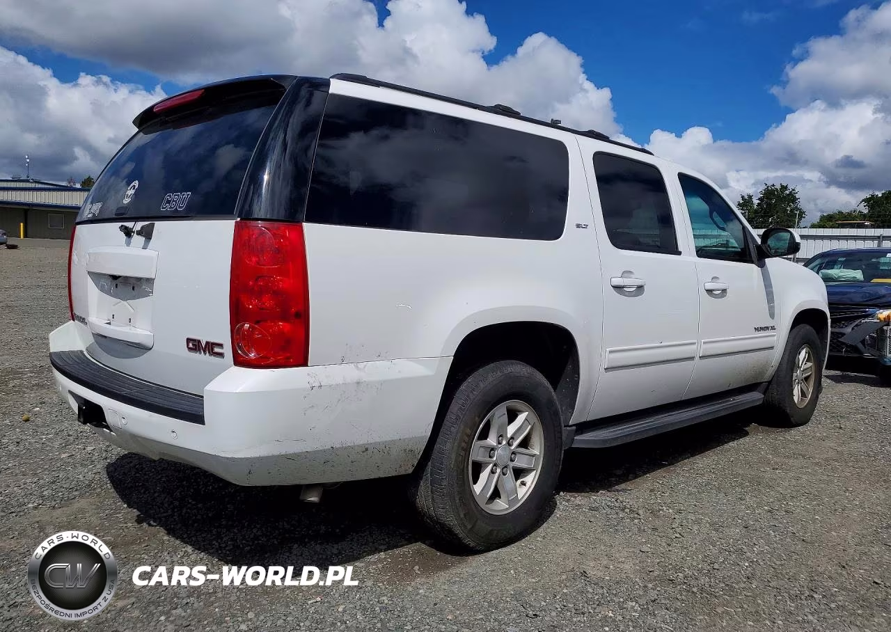 2014 GMC Yukon Xl C1500 Slt VIN:1GKS1KE01ER234715 - 3