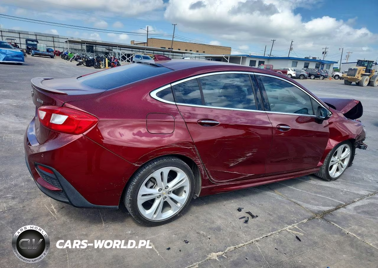 2016 Chevrolet Cruze Premier VIN:1G1BG5SM9G7253877 - 3