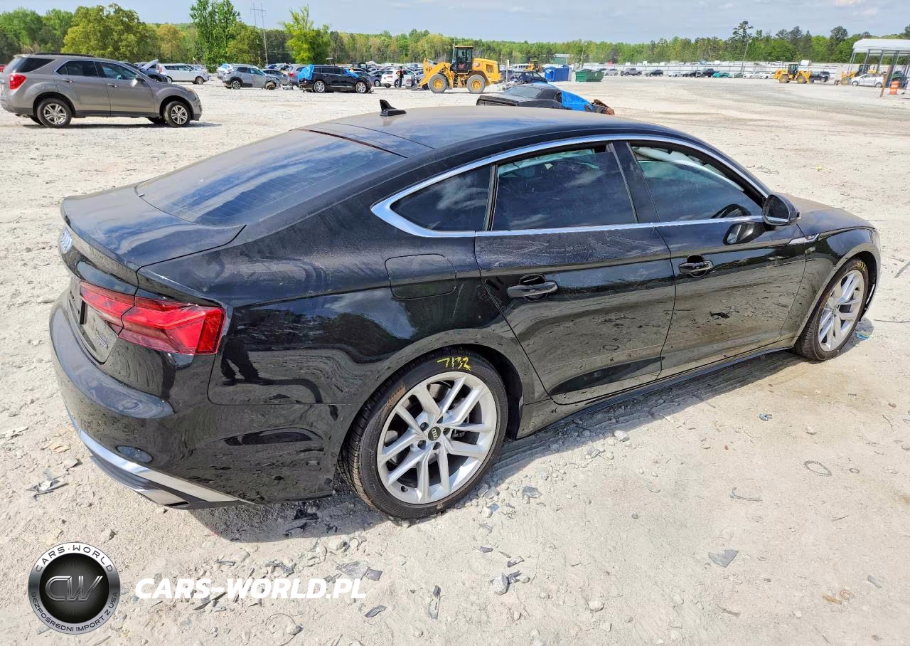 2023 Audi A5 Premium Plus 45 VIN:WAUFACF5XPA069596 - 3