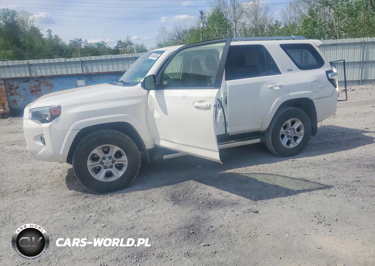 2018 Toyota 4Runner Sr5