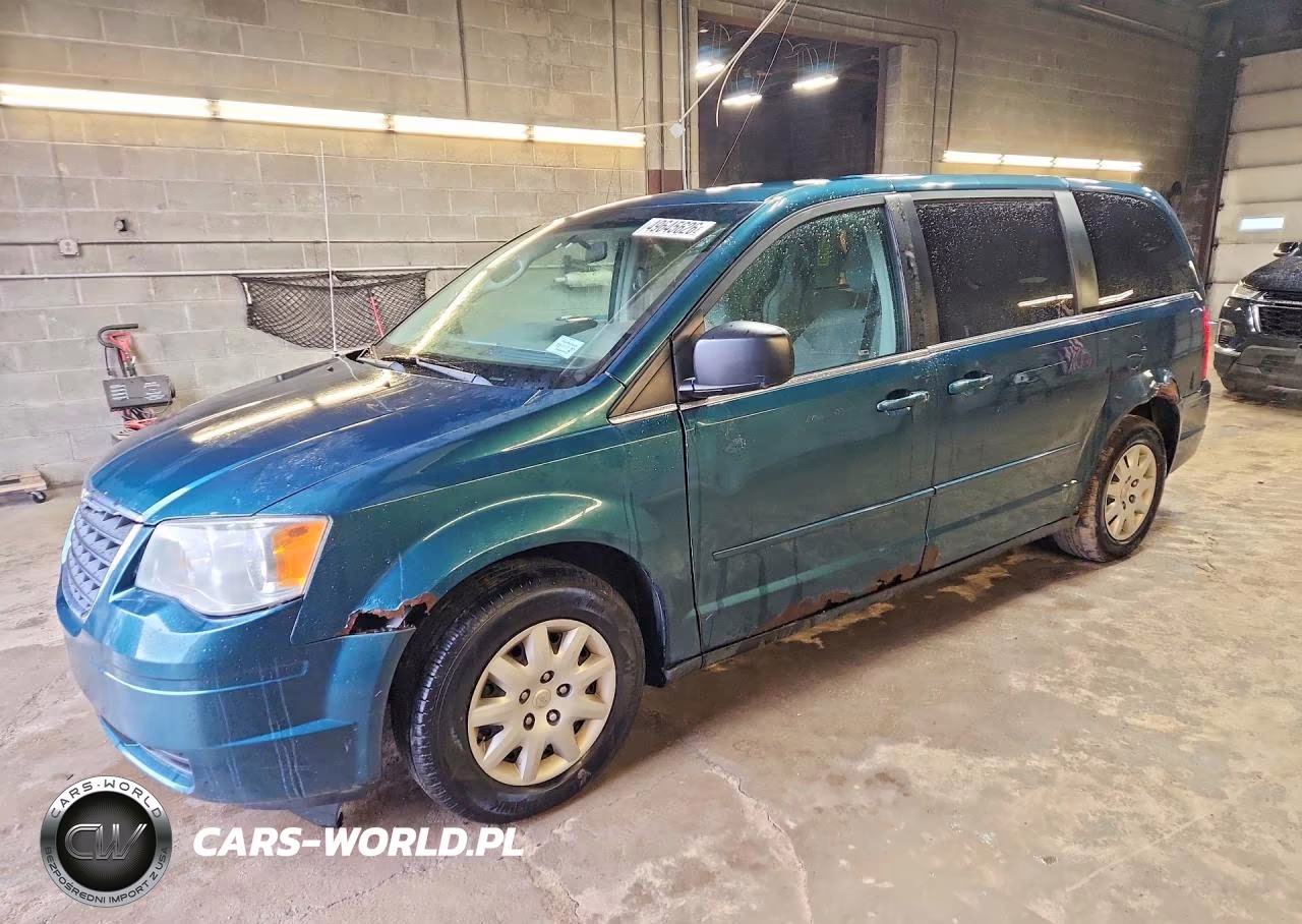 2009 Chrysler Town & Country Lx