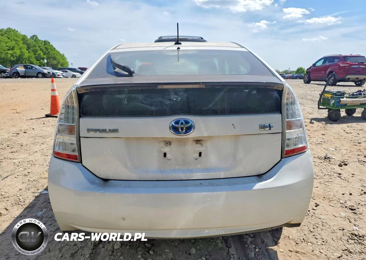 2011 Toyota Prius Two VIN:JTDKN3DU7B5345458 - 6