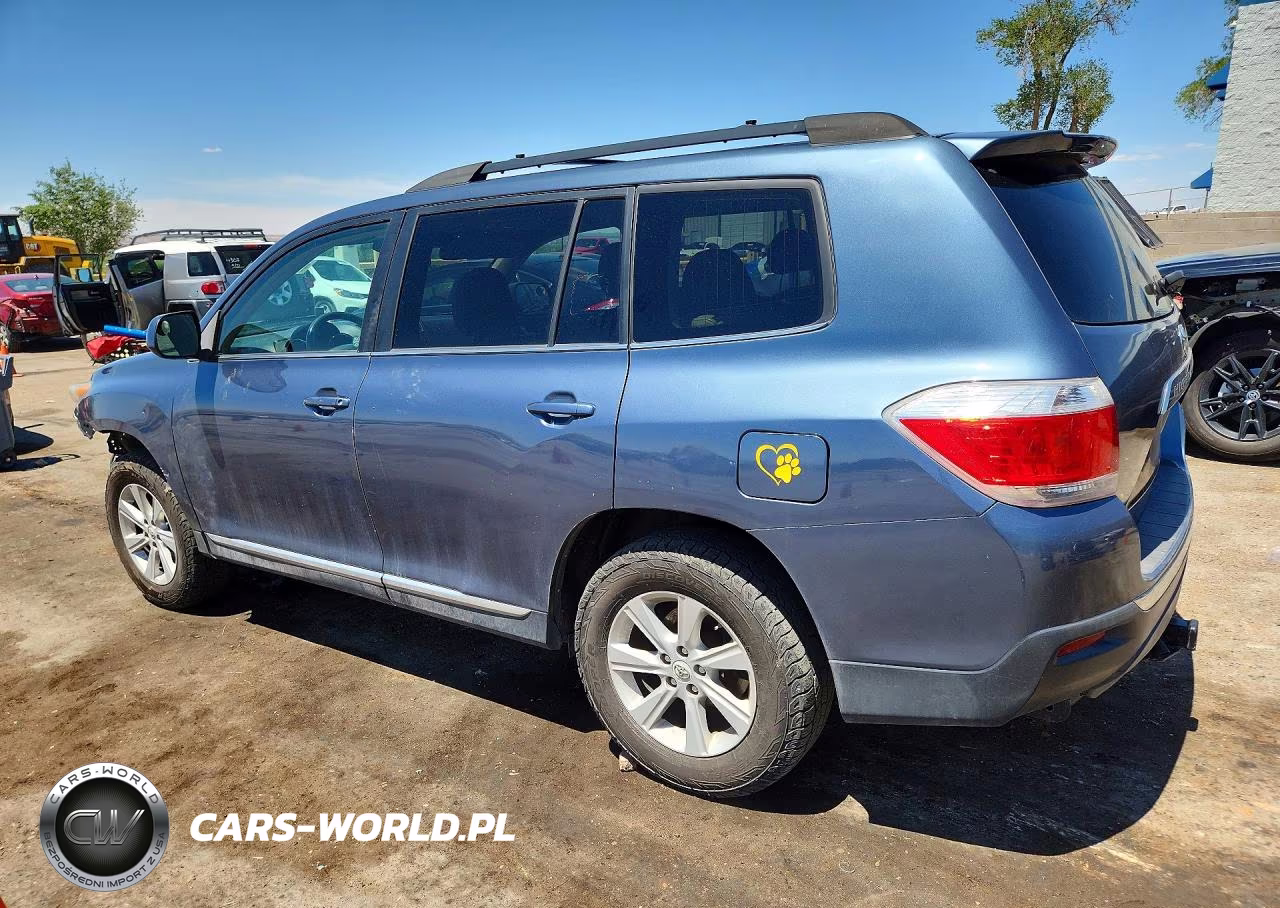 2012 Toyota Highlander Base VIN:5TDBK3EH9CS119590 - 2