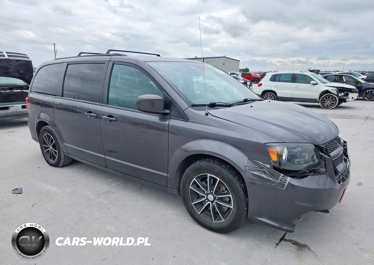 2018 Dodge Grand Caravan Gt VIN:2C4RDGEG9JR282401 - 4