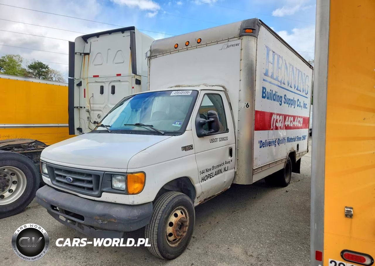 2005 Ford E350 Box Truck