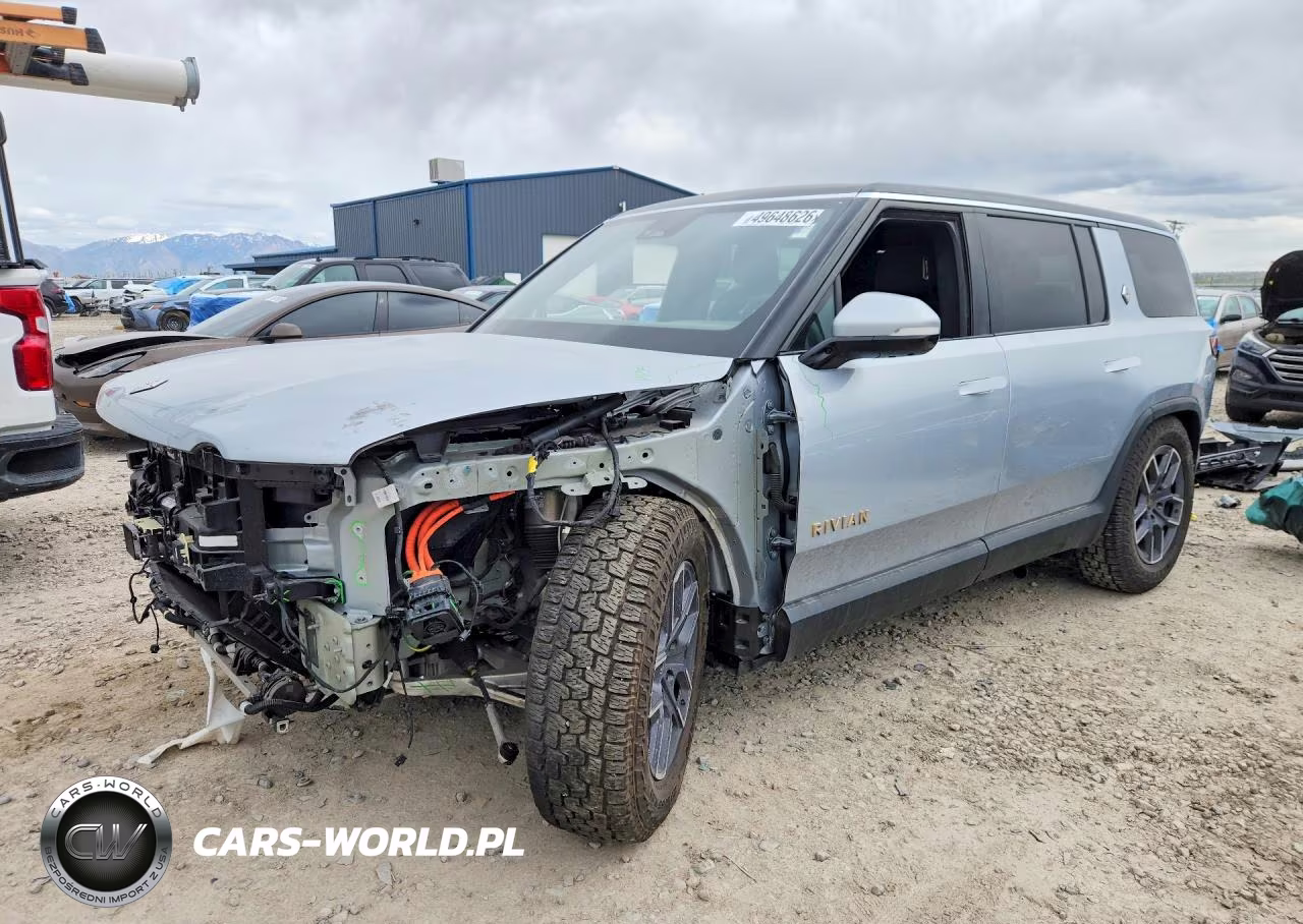 2024 Rivian R1S Adventure