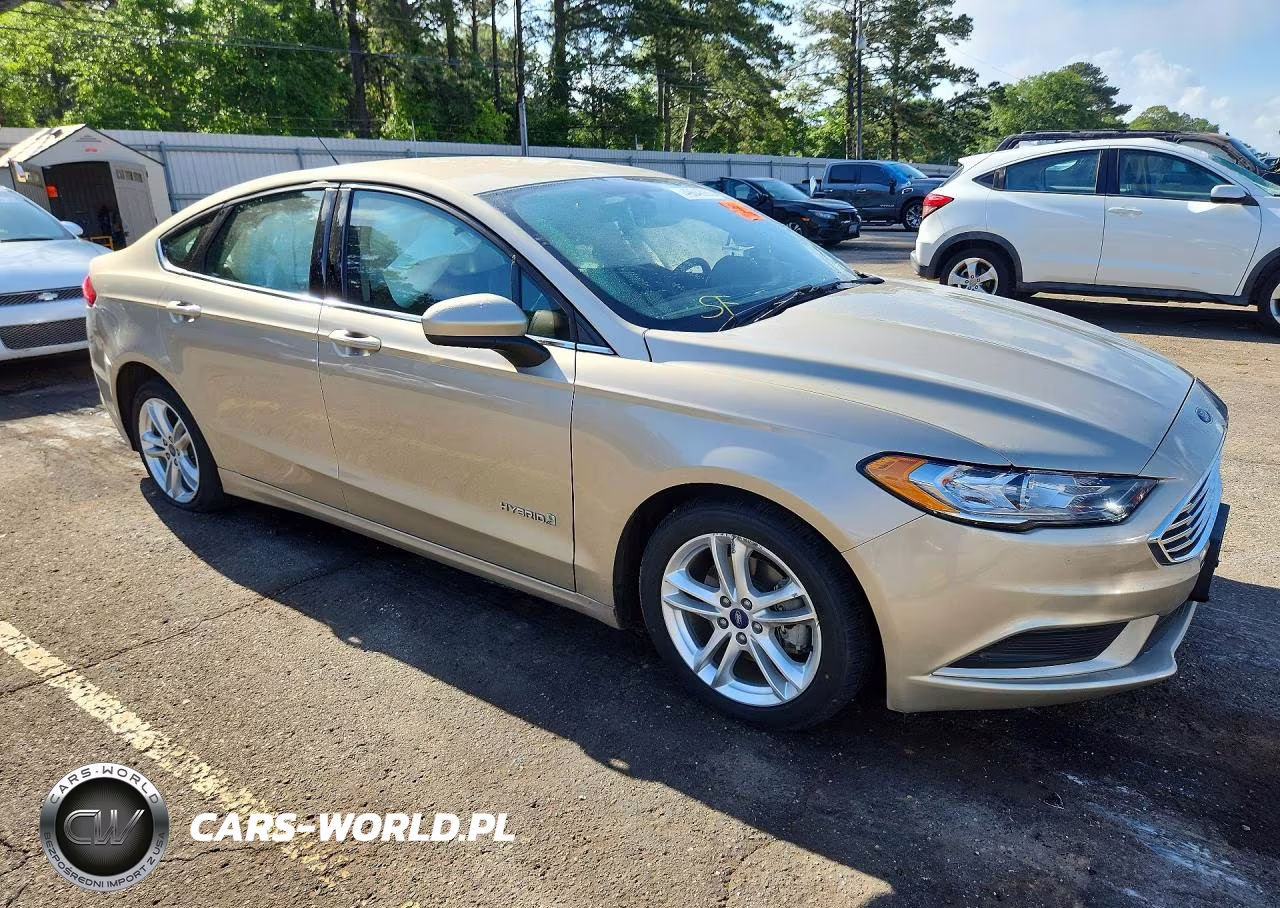 2018 Ford Fusion S Hybrid VIN:3FA6P0UU4JR157007 - 4