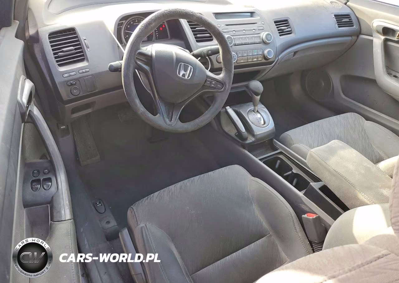 2007 Honda Civic Lx VIN:2HGFG12657H567406 - 8
