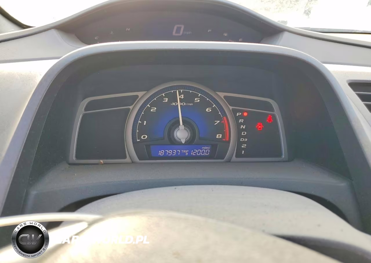2007 Honda Civic Lx VIN:2HGFG12657H567406 - 9