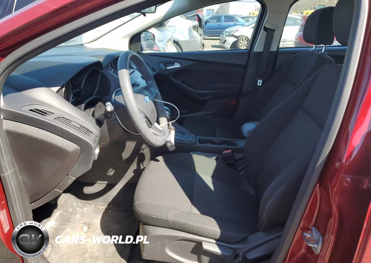 2015 Ford Focus Se VIN:1FADP3F28FL364980 - 7