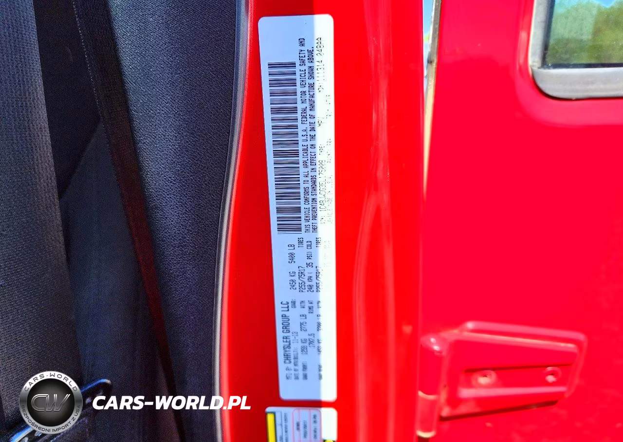2014 Jeep Wrangler Unlimited Sport VIN:1C4BJWDG3EL175008 - 12