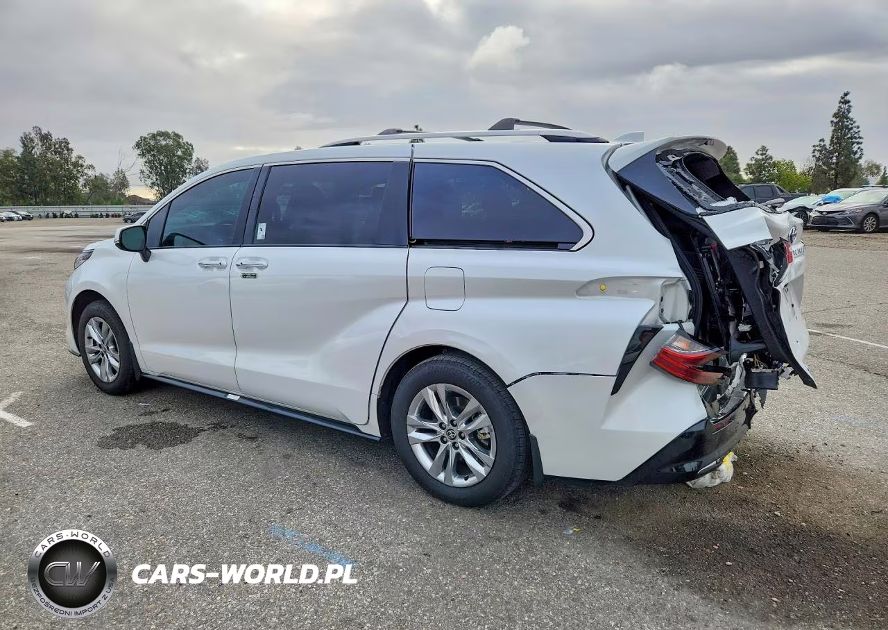 2025 Toyota Sienna Limited 7-Passenger VIN:5TDZSKFC2SS220626 - 2