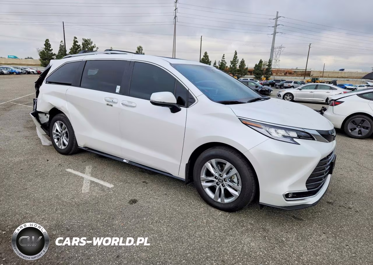 2025 Toyota Sienna Limited 7-Passenger VIN:5TDZSKFC2SS220626 - 4