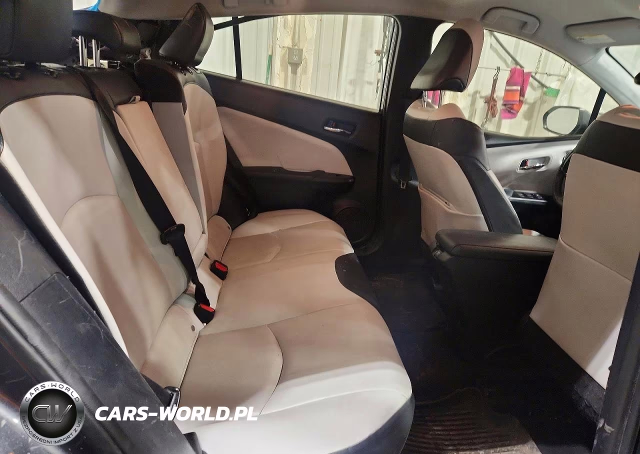 2021 Toyota Prius Xle Awd-E VIN:JTDL9MFU7M3028029 - 10