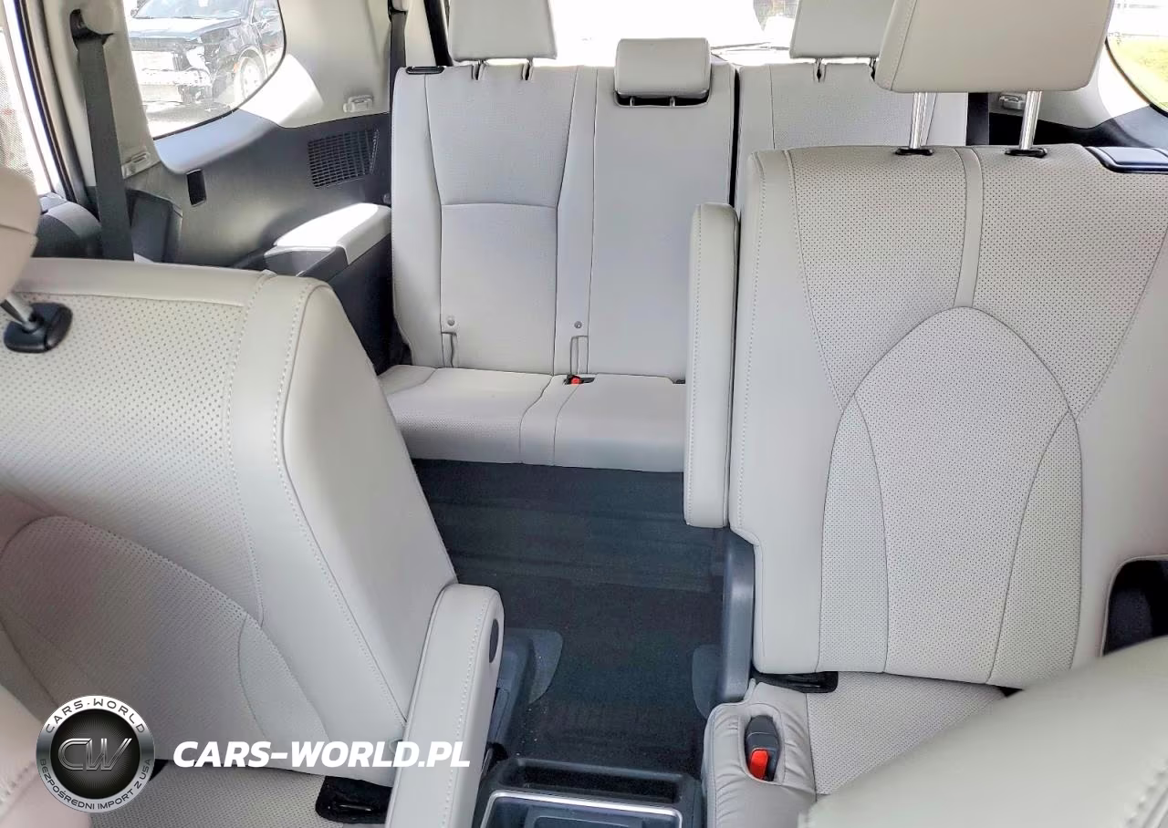 2024 Toyota Grand Highlander Limited VIN:5TDAAAB57RS064658 - 10
