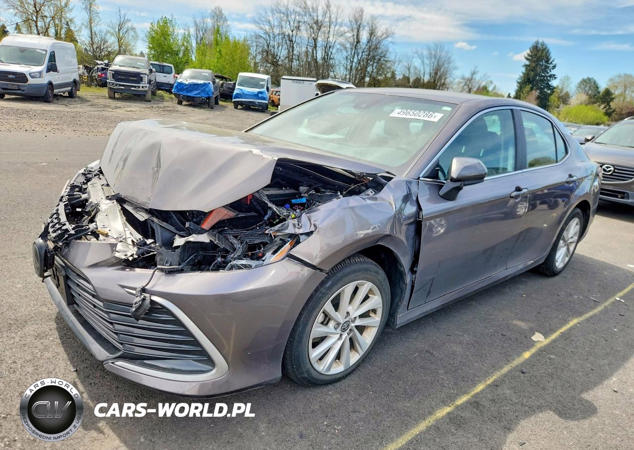 2023 Toyota Camry Le