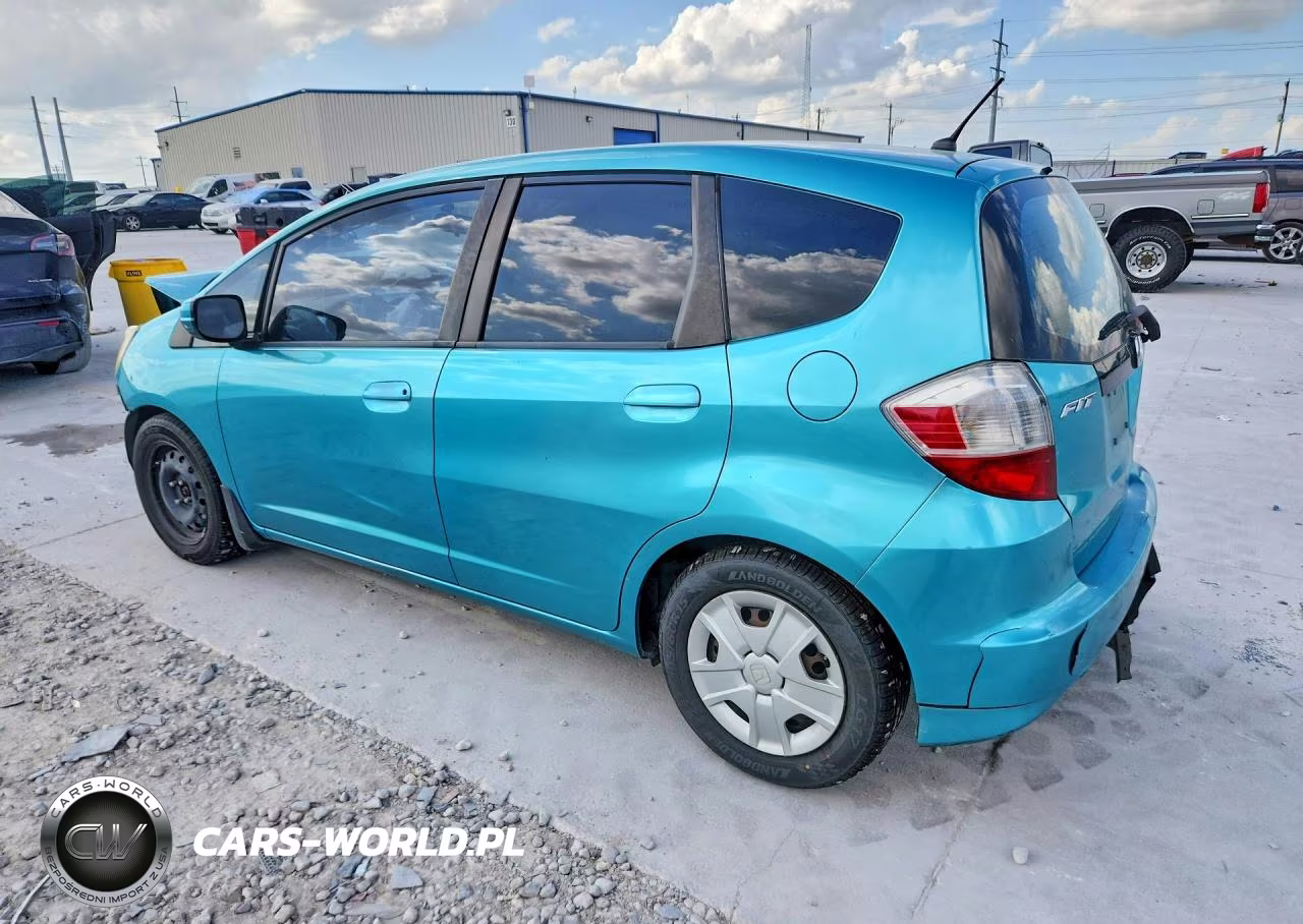 2013 Honda Fit VIN:JHMGE8H34DC055938 - 2